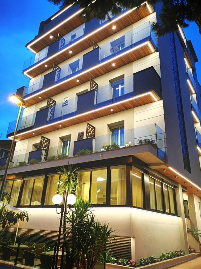 Hotel Cavalli Католика Екстериор снимка