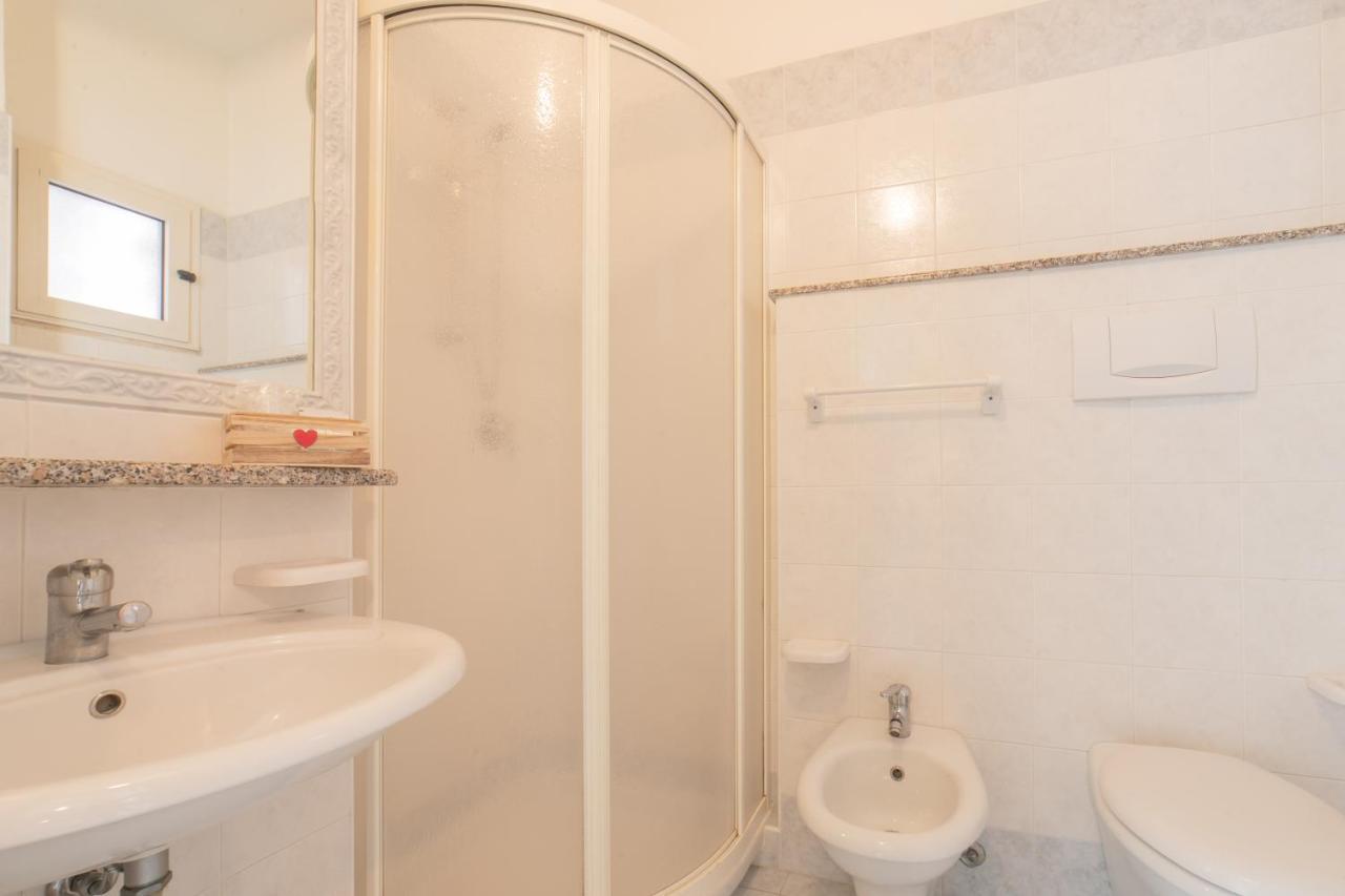 Hotel Cavalli Католика Екстериор снимка