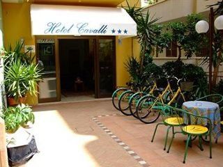 Hotel Cavalli Католика Екстериор снимка